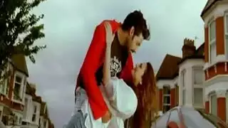 بريتي زينتا ساخن تجميعية لكل قبلاتها في سينما بوليود