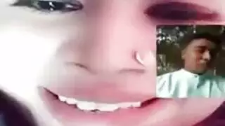 أمي ناضجة تتعلم كيفية امتصاص ديك.
