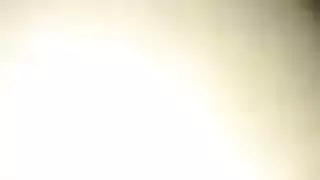 ولد ينيك امو وهي بتقسل ملبس