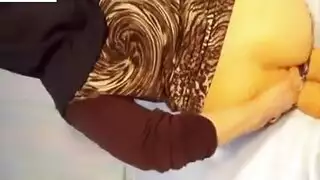 تتفرج علي فيلم سكس و تهيج و تبعبص كسها - سكس منقبات نار
