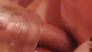 مثير السابقين الشركاء البني العين.