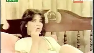 فيلم اباحي تركي تصوير في أماكن عامة