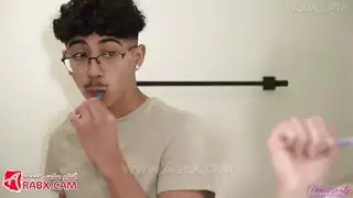 سكس مترجم أمي تقوم بالخطوة الأولى سكس امهات