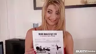 المرأة يستمني بشكل جميل جدا