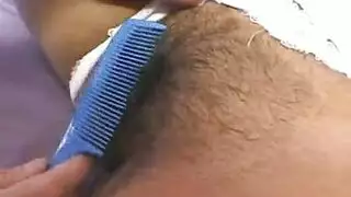 نساءتتناك من كلب وحمار وحصان