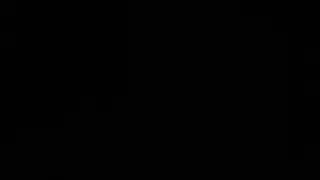 أحمر الشعر قصف على عذابها