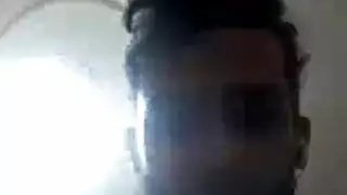 هوتي شاب جدا تحصل على حفر في ميك في المكتب.