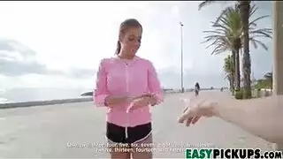 وقحة التشيكية هو ممارسة الجنس الشرجي مع رجل هي في حب، فقط للمتعة.