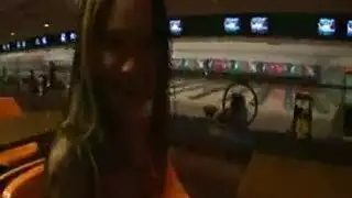 رجل يرضع الحليب من امراء سكس