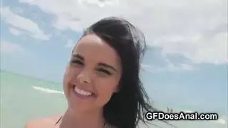 قطرة صغيرة في منتصف النهار