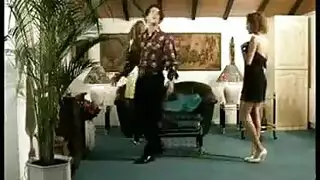 كاتي دونا في المنزل.