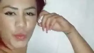 شرائط جميلة تبحث فتاة شقراء على اليخت