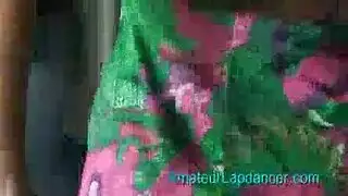 في سن المراهقة الهواة الخجولة تعريض نفسها أمام الحزب