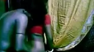 سخيف زوجة صديقي المفضل بينما زوجتي بعيدا.