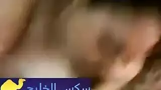 شرموطة مصرية جميلة تمص الزب و تفشخ كسها لحبيبها