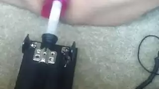 كومينغ على قدميها عندما تكون الأسرة في المنزل