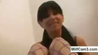 ثلاثة كتكوت كس بالإصبع من قبل أصدقائهن قرنية.