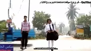 نكاح اجنبي عنيف داخل الباص و الناس تشاهد و هم صامتون