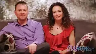 الأزواج مقلاع ينتهي سخيف مرة أخرى