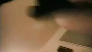 كلب يركب فتاة وينيك كيشا بسرعة وتصرخ حيوانات الجنس
