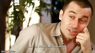 المترجم XXX يغوي شقيقها لرؤية صاحب الديك