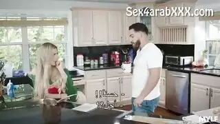 سكس أمهات - تذوق كعكات زوجة أبي كاسكا أكشوفا للسنة الجديدة