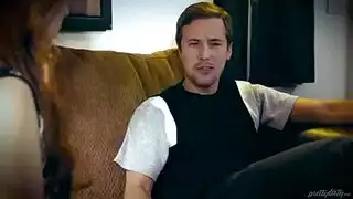 هذا الرجل يعرف كيف ينتقم من زوجته بأنه عاهرة