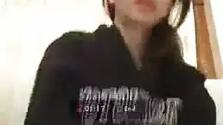 ميسي مارا يفرك فتحة الشرج الضيق لنجم الفيلم