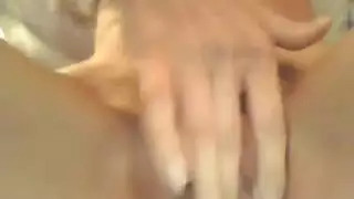 شعر كس المقربة ، مع هزاز ويئن النشوة