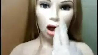 في سن المراهقة الحب شعر كس على أو تات على أريكة.