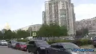 ريد الشعر الروسي الخاطئ يلعق صديقته