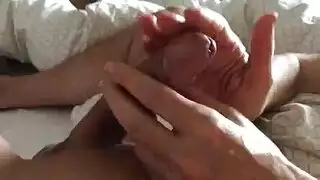 إغاظة الديك المثالي هنا