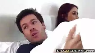 تحميل سكس اغتصاب نيك زوجة عاهرة امام زوجها مقيد اليدين