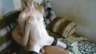 ، ، يحصل على محمل الجد في الحمير من قبل الشباب اللاتيني