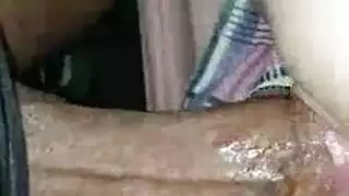 يصرخ الديوث الألمانية بعد الحصول على الوجه.