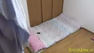 اليابانية وقحة صديقي يأكل ديكي