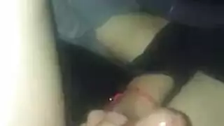 شقراء مثير إعطاء الرأس والحصول على مارس الجنس.