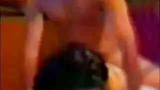كبيرة الثدي الزوجة العربية هزلي النمط فضيحة سخيف
