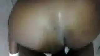 غنيمة جولة حار جزيرة طازجة مع العصائر.