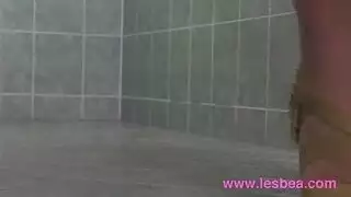 فاتنة مثير الوجه مارس الجنس