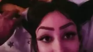 مقاطع الفيديو الجديدة التالية قيد التقدم في Neyla Kimy للعودة