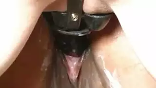 العبودية و BDSM على الجينز الضابط
