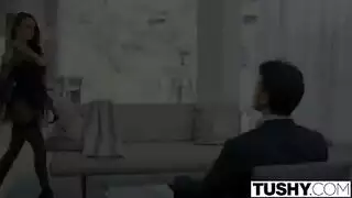 طفلي الكبير يحب أنبوب الإباحية الشرج