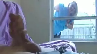 شقراء التشيكية مع كبير الثدي والحمار الكبيرة