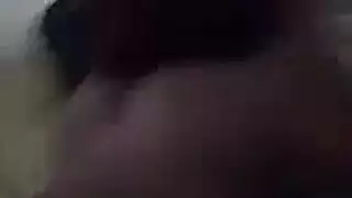 اثنين قرنية طفل الفتيات مرحاض