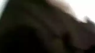محجبة عربية زبونها يفضل يمص فى كسها ويمحن الزبر عليها