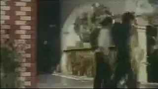 دمية سمراء اللعنة المغرية سخيف جليسة لأنها تحبها كثيرا ، جيد