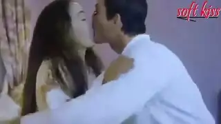 شريهان الساخنة في أحلى قبلات سكسية مثيرة فوق السرير