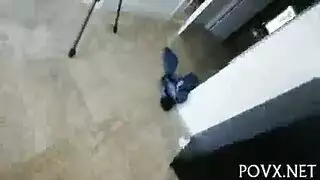 يحب أن صفع الأرداف الكبيرة ومثير عندما اللعنة الصعب