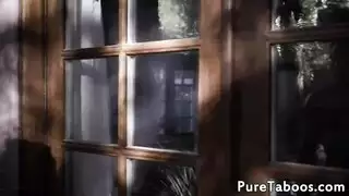 جمال الشباب مص صديقها